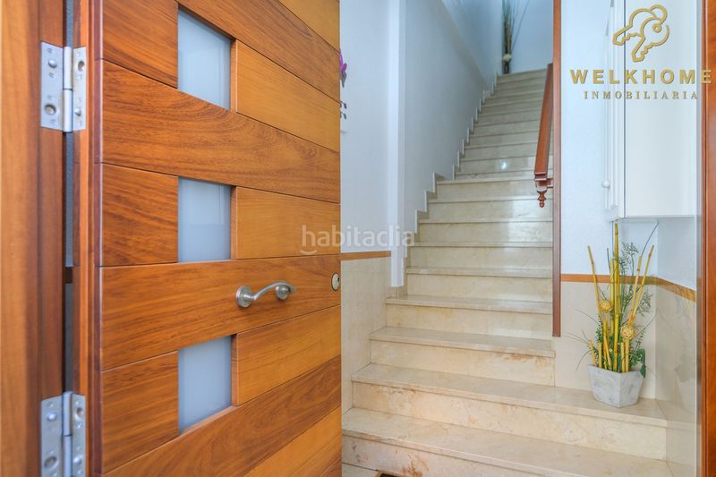 Foto c1461d71-7a39-4a1b-a155-f70328974f42. Casa amb calefacció aparcament a Centre-Estació Gavà