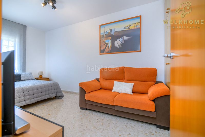 Foto dc3ee328-5aa3-4a3d-8a60-e4cffd83a149. Casa amb calefacció aparcament a Centre-Estació Gavà
