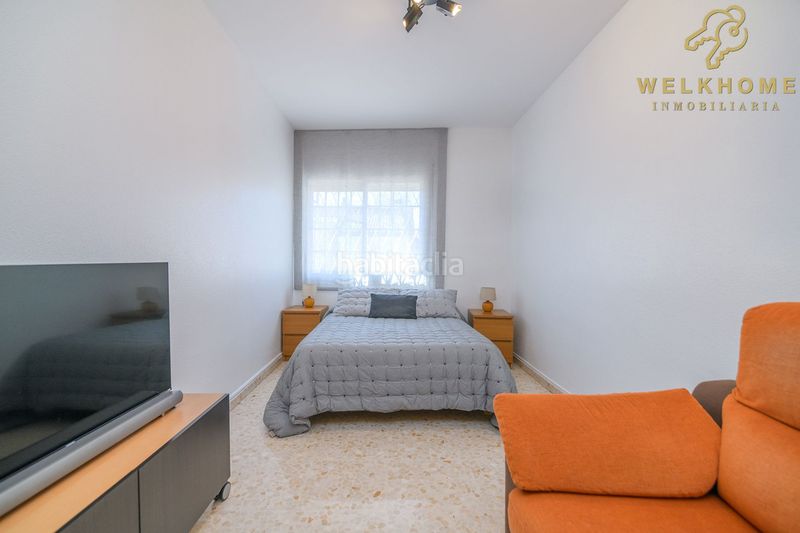 Foto df93cddd-9525-43e6-8042-ce716819c2ca. Casa amb calefacció aparcament a Centre-Estació Gavà