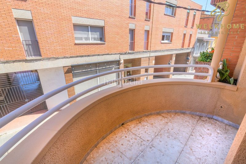 Foto f35c4125-91fc-4ad9-baea-a07cd174ae68. Casa con riscaldamento parcheggio in Centre-Estació Gavà