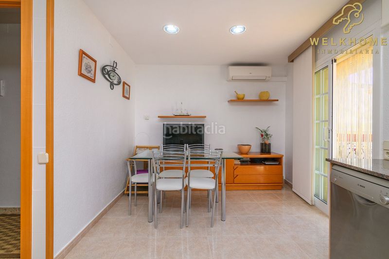 Foto f476dfd5-6938-477d-9f86-00cdf342bdce. Casa amb calefacció aparcament a Centre-Estació Gavà