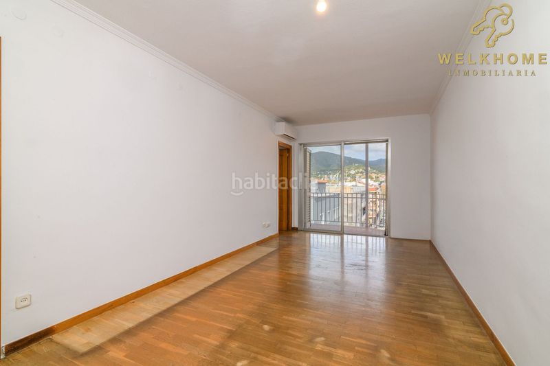 Foto 2b5a93b6-39a4-45f5-81ab-61f38b6c847c. Pis a Centre Castelldefels