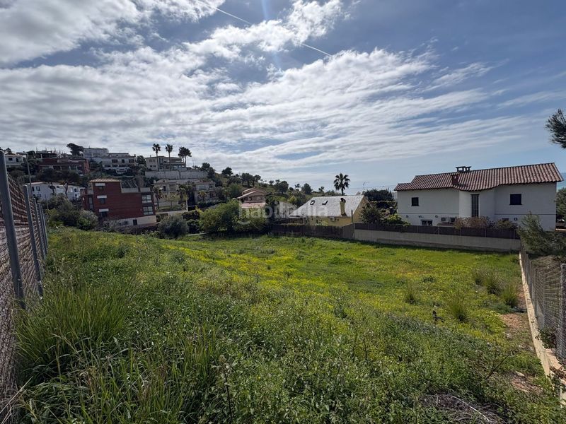 Foto 0d357790-c99b-4b37-9315-b54bfd8d0d0a. Terreno residencial en Levantina - Montgavina - Quintmar Sitges