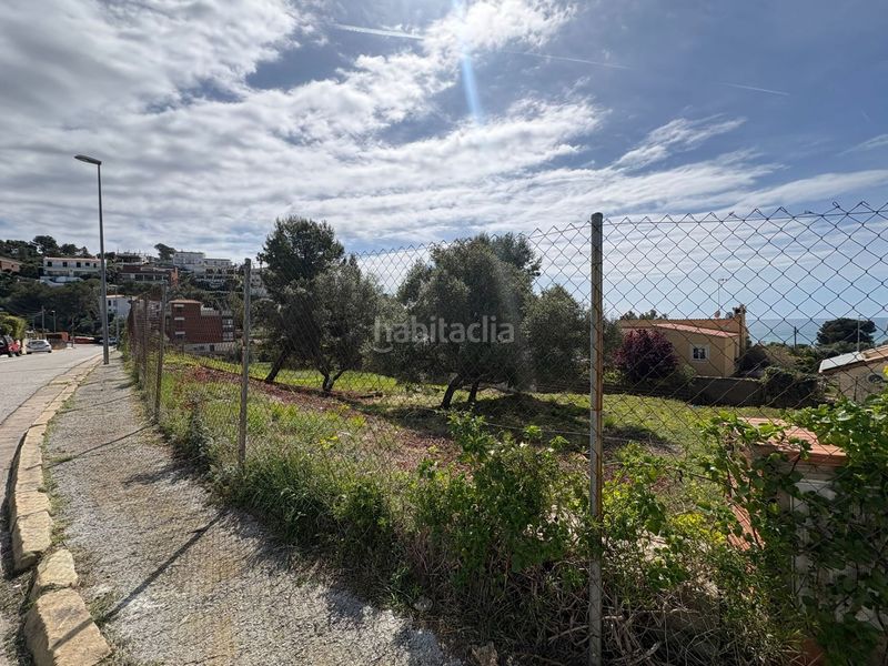 Foto 4890383f-0cf7-40e8-a953-edac699f0b06. Terreno residencial en Levantina - Montgavina - Quintmar Sitges