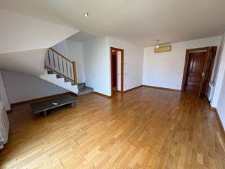 Location Duplex  Esglesia. Exclusivo ático dúplex en els canyars  espacio, luz y terraza pr