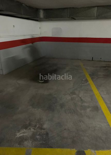 Foto aa5d1584-a44d-4d00-b392-c954b4b3ffe2. Pis amb aparcament a Centre Castelldefels