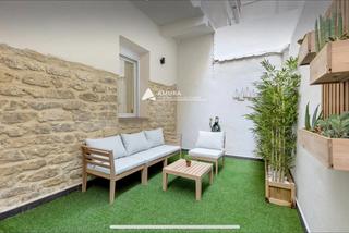 Appartamento in Benalúa. Piso en venta con 2 habitaciones y 2 patios, cerca de  el corte