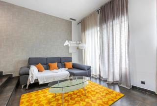 Piso en Benalúa. Piso en venta con 2 habitaciones y 2 patios, cerca de  el corte