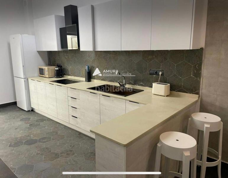 Foto 5816143d-268f-4a74-823f-ed3e51edff7f. Flat with heating in Benalúa Alicante