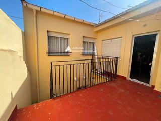 Maison jumelée à Ibi. Casa independiente en venta en ibi