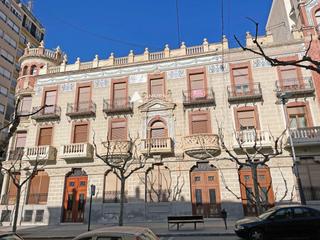 Pis  Constitucio. Piso con 4 habitaciones en xixona alicante