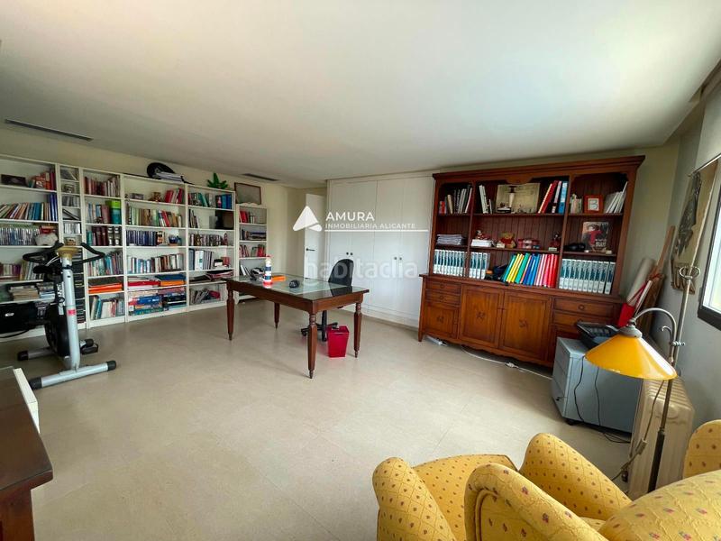 Foto 8f6270b4-6f4a-45d9-be42-7c6dbfca115c. Maison avec chauffage parking piscine dans La Font-Mezquitas San Juan de Alicante