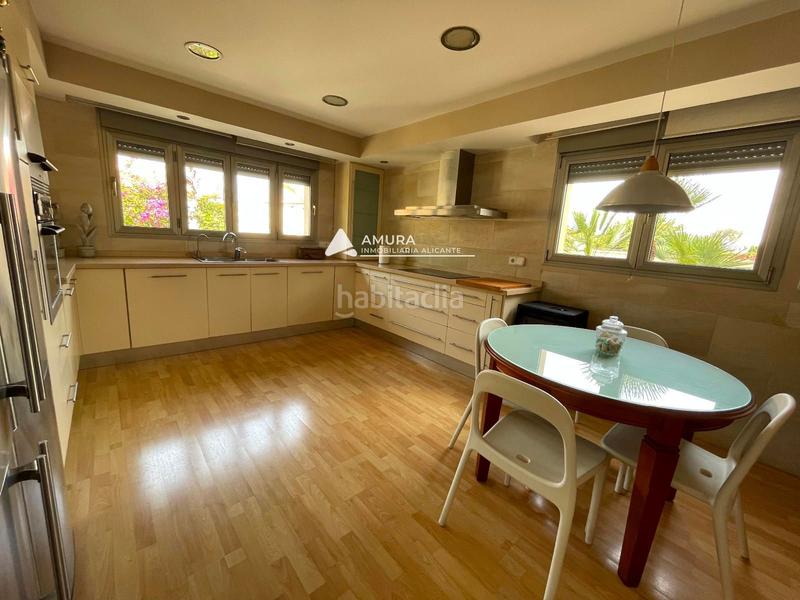 Foto d6c6d271-8761-4ce9-a0f3-b4ab95ae390e. Maison avec chauffage parking piscine dans La Font-Mezquitas San Juan de Alicante