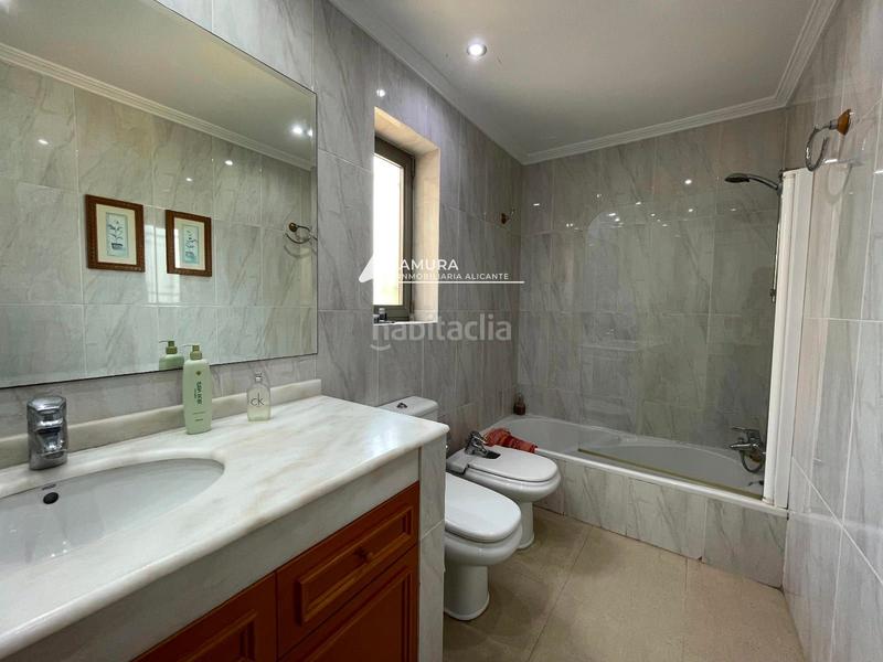 Foto feafcff2-6b0b-4015-a67d-ef59efaff957. Maison avec chauffage parking piscine dans La Font-Mezquitas San Juan de Alicante