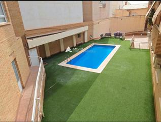 Appartement à Norte. Piso de 3 habitaciones, garaje y trastero. piscina comunitaria.