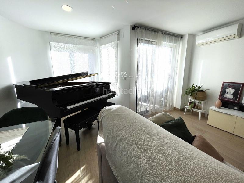 Foto eead63c4-d2c0-47a9-bd34-b948ed6e93b1. Pis amb calefacció a Mercado Alicante