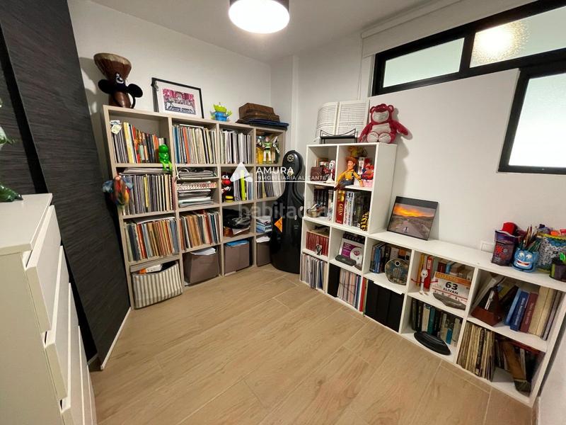 Foto f273476f-56f5-4455-994b-6a4b437f49f2. Pis amb calefacció a Mercado Alicante