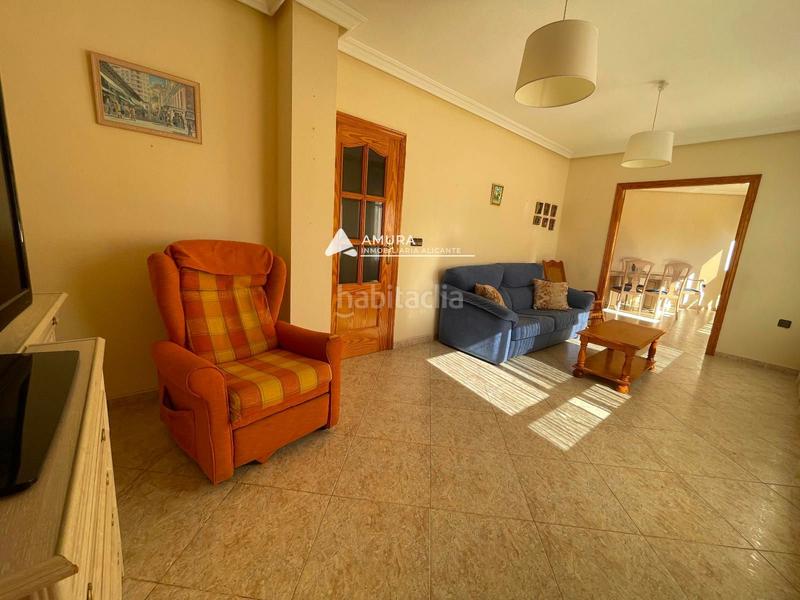 Foto 8c1af944-0ec7-4aa6-9908-0b1a907138ab. Casa amb aparcament a Campello Playa Campello (el)