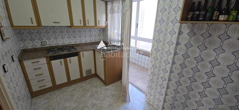 Foto 0d9132e0-a5db-44d4-8a7b-96a2575894dd. Piso calle de castelar en Virgen del Remedio - Parque Lo Morant Alicante