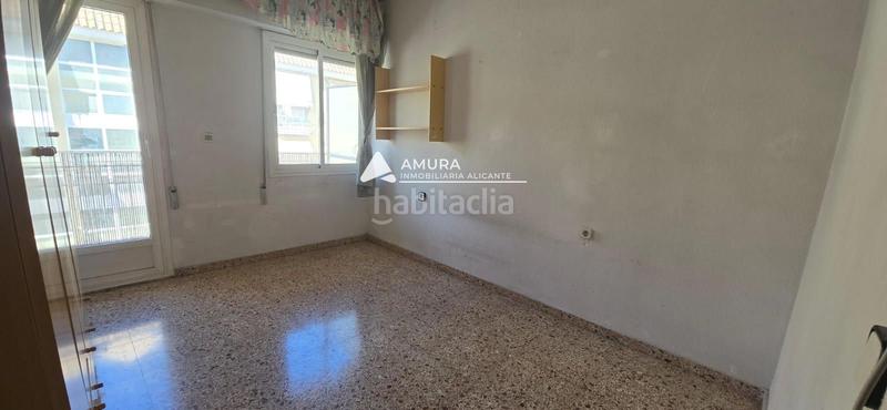 Foto 204234e0-1cd3-4b1a-aea2-882e32ef11ac. Piso calle de castelar en Virgen del Remedio - Parque Lo Morant Alicante