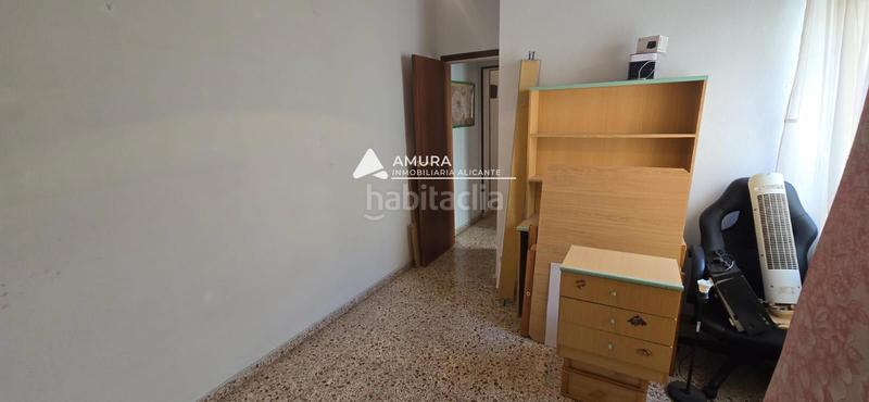 Foto 9f2f5c19-c9b0-48d1-a51c-f148721b5261. Piso calle de castelar en Virgen del Remedio - Parque Lo Morant Alicante