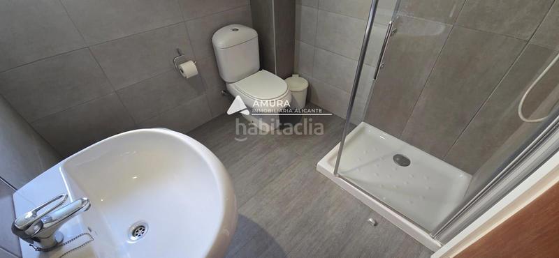 Foto c14e235d-d89f-44c4-8a37-a037767fa57b. Piso calle de castelar en Virgen del Remedio - Parque Lo Morant Alicante