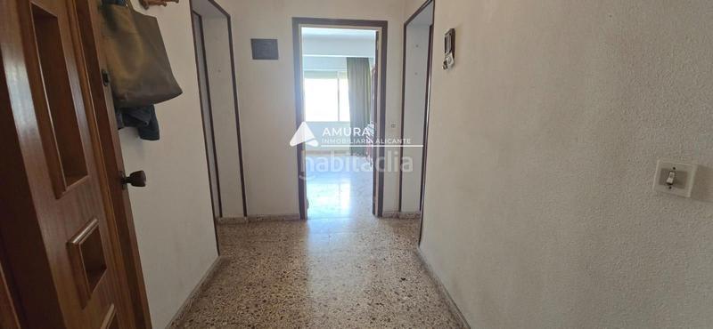 Foto d27b03cc-98bc-4efc-964b-854ac0e83874. Piso calle de castelar en Virgen del Remedio - Parque Lo Morant Alicante