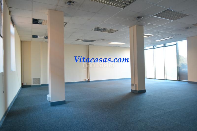 Foto 558a375b-44de-4101-8717-e6846ab6bf11. Bureau dans avenida de aragón 336 dans Rejas Madrid