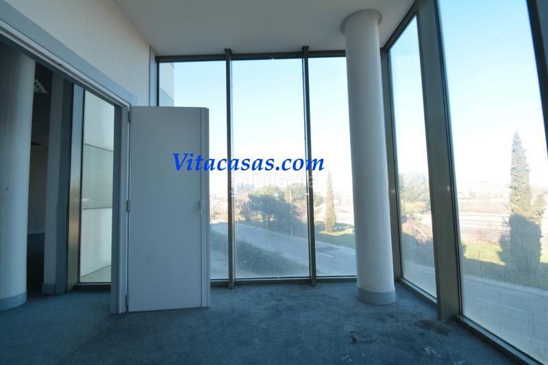 Foto bab1a545-563d-4dc5-8fa9-32a6cb9ddad5. Bureau dans avenida de aragón 336 dans Rejas Madrid