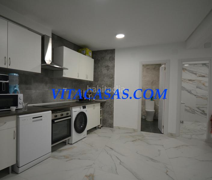 Foto d4ca2f3d-668b-4647-83cf-f5eb9bcf1d5e. Local commercial dans calle de santa ana 4 dans Embajadores-Lavapiés Madrid