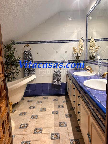 Foto 3313127e-7de7-4126-80b1-9c1877a54dc7. Maison jumelée avec cheminée chauffage parking piscine dans San Martín de la Vega