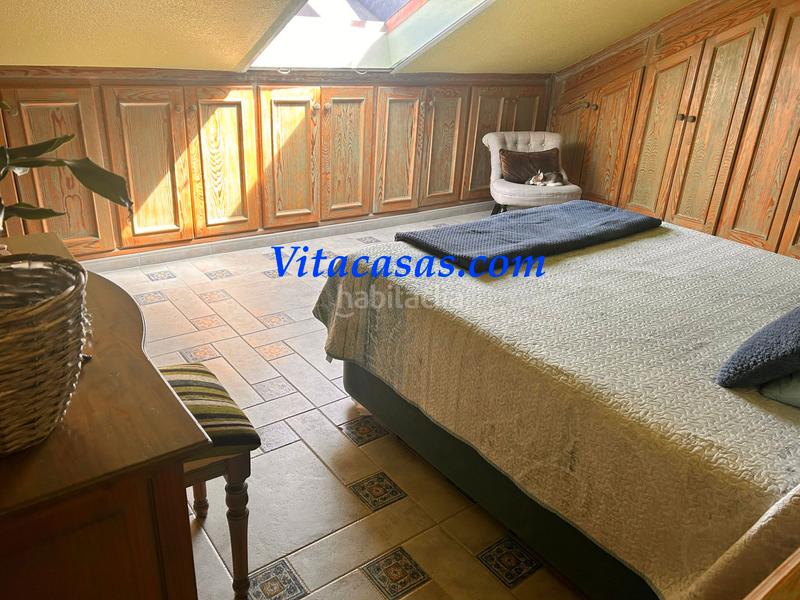 Foto 482b5f88-c215-46af-ab80-b90dd5fe9f61. Maison jumelée avec cheminée chauffage parking piscine dans San Martín de la Vega