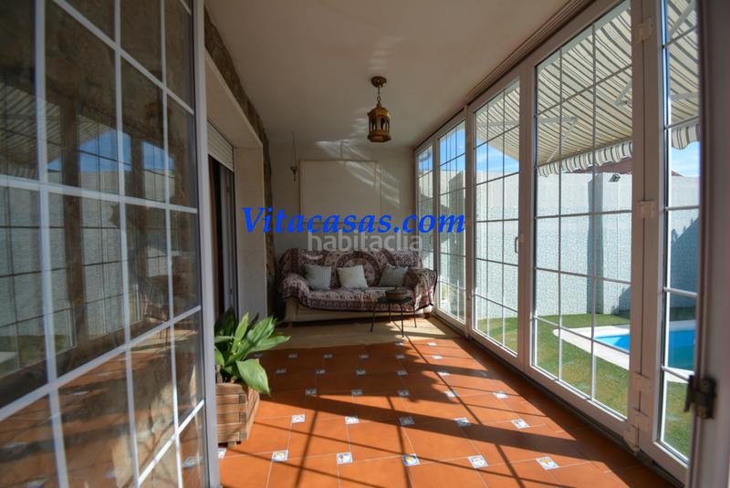 Foto 4b9e95d1-f405-4ed6-bb0e-0751fa49309c. Maison jumelée avec cheminée chauffage parking piscine dans San Martín de la Vega