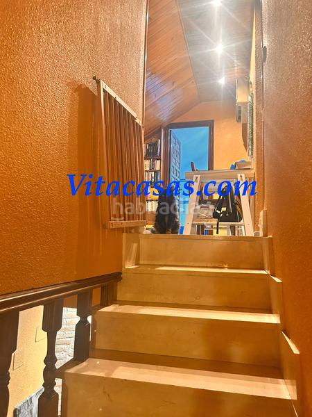 Foto b3dfc6b7-eeac-4c6d-a443-251575f48b84. Maison jumelée avec cheminée chauffage parking piscine dans San Martín de la Vega