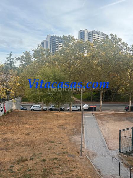 Foto 48eea7ac-7f25-4d1b-859e-380d43083c8c. Local comercial en calle de sánchez preciado 58 en Madrid