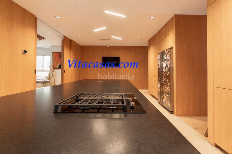 Foto bf04d408-a133-4c1f-b8b2-8f41797b318b. Lloguer pis amb calefacció aparcament a Hispanoamérica-Bernabéu Madrid