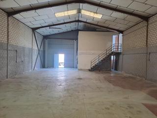 Nau industrial a Altos del Olivar-El Caracol. Nave en venta en el poligono de valmor valdemoro