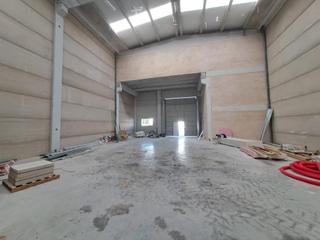 Industrial building in Los Molinos