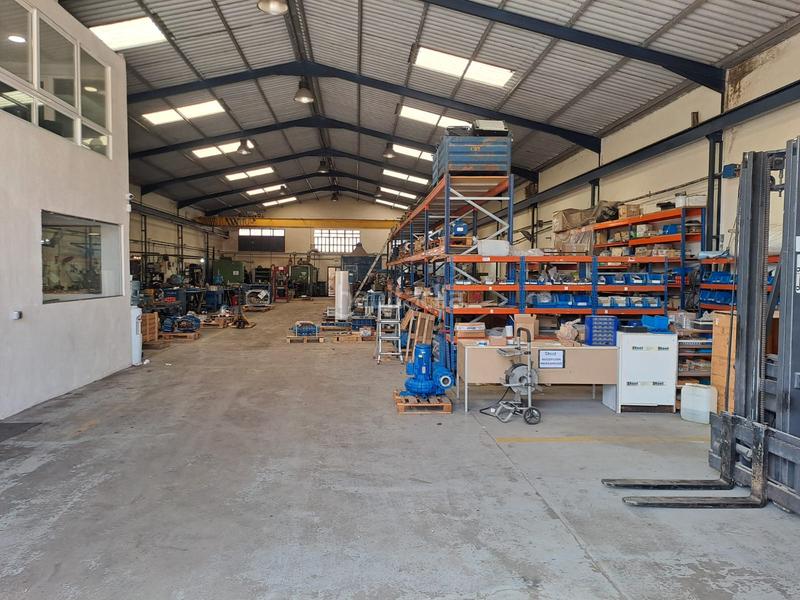 Foto e938ab11-6e1d-41a2-ace0-900a1bab6a36. Industrial building with heating in Humanes de Madrid