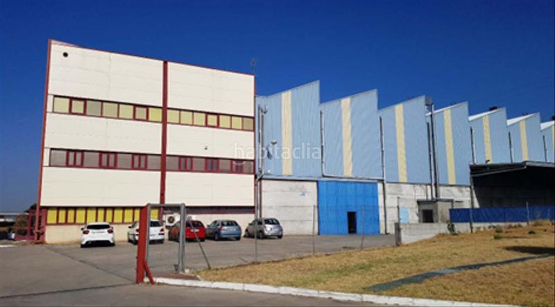 Foto 9be388e2-f32b-41a7-b5aa-0fa5d0425276. Fabrikhalle in Centro Móstoles