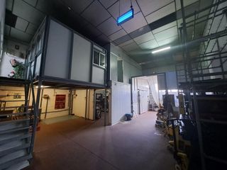 Fabrikhalle in Guardia Civil-Zona Industrial. Venta de nave con 2 cámaras frigorificas en valdemoro