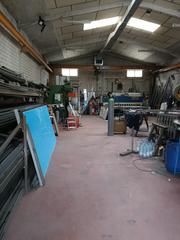 Nau industrial a Altos del Olivar-El Caracol. Se vende nave cerrajería con licencia