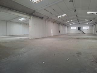 Nau industrial a Zona Industrial. Venta de nave industrial en pinto