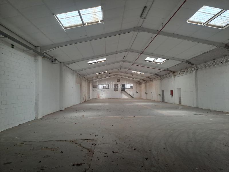 Foto 74511b57-0cf4-4d8a-a53a-94cd0ab4bf2e. Capannone industriale in Zona Industrial Pinto