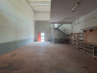 Nau industrial a Seseña Nuevo. Nave industrial en venta - oportunidad para inversores