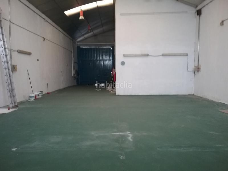 Foto 209db8f1-2242-4f09-aa22-63e4f6579983. Rent industrial building in Sudeste Industrial Fuenlabrada