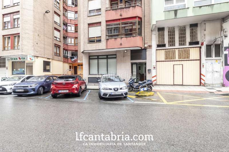 Foto 0b2a4424-5efd-438a-abac-f58df6cd5dc0. Locale commerciale in Numancia - San Fernando Santander