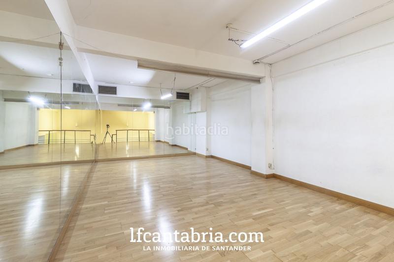 Foto b7680db8-6957-4931-9e48-5b639347d5f5. Locale commerciale in Numancia - San Fernando Santander