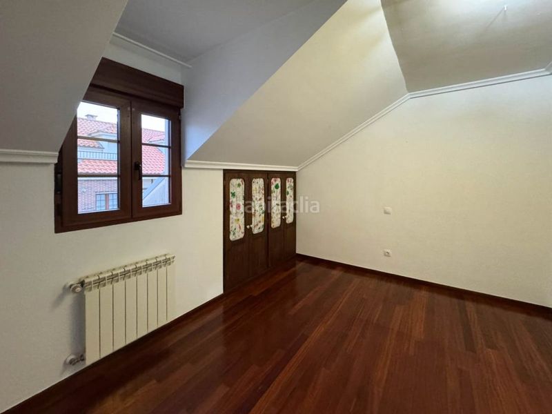 Foto 111df9fe-25e5-41d8-a019-04bad69fa18b. Lloguer dúplex amb calefacció aparcament a Liencres Piélagos