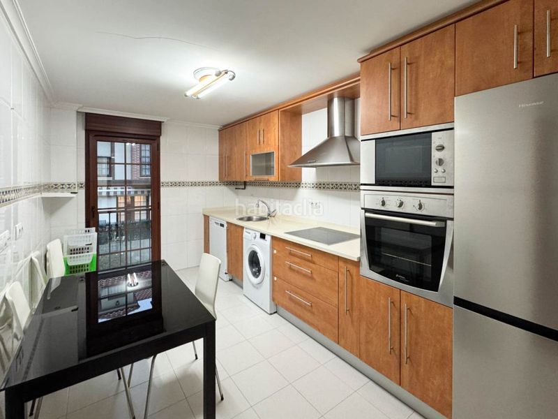 Foto 90cf3ca8-b962-4c18-8f24-41a3874ff388. Lloguer dúplex amb calefacció aparcament a Liencres Piélagos